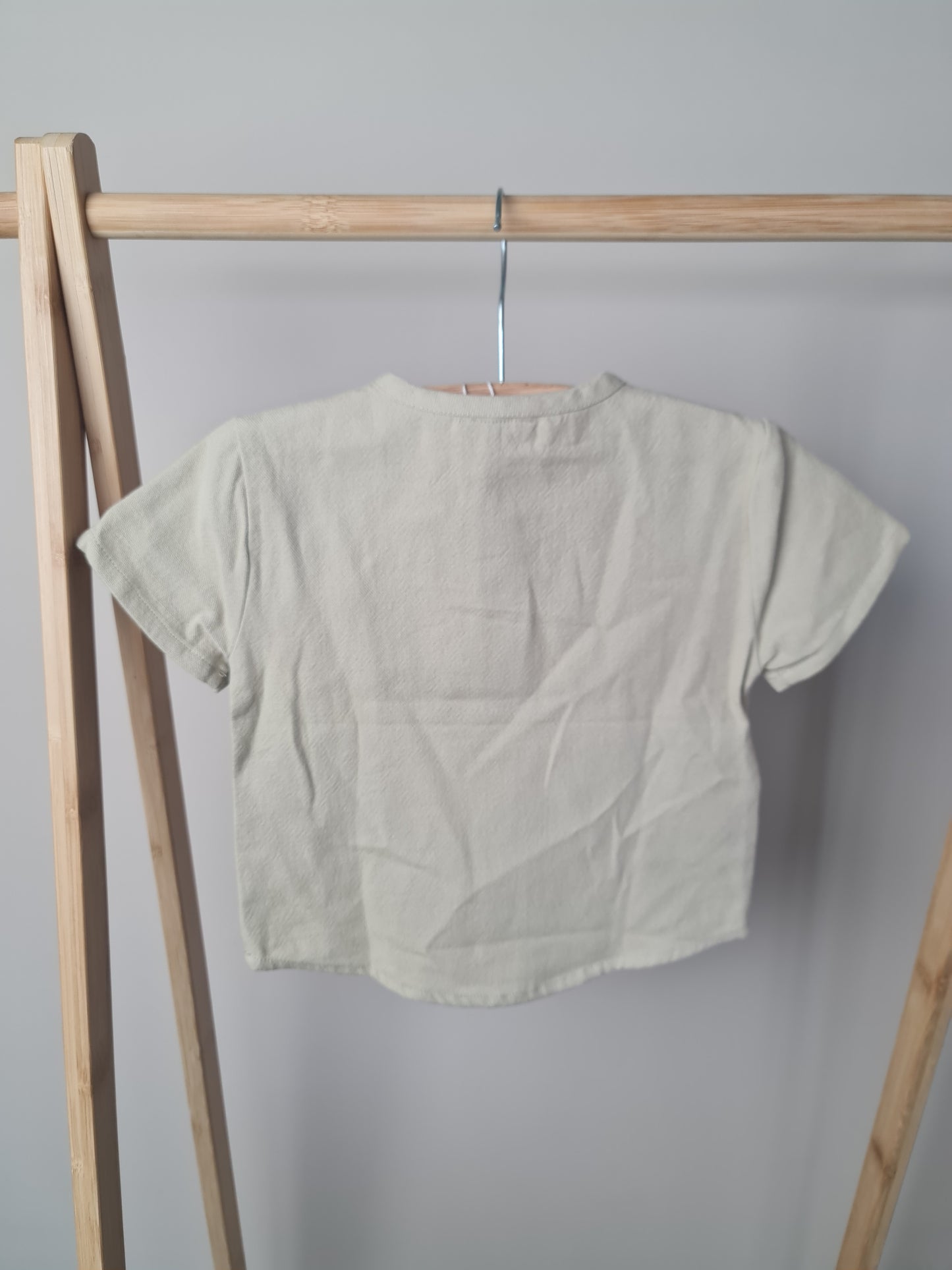 T-shirt met knoopjes 18m