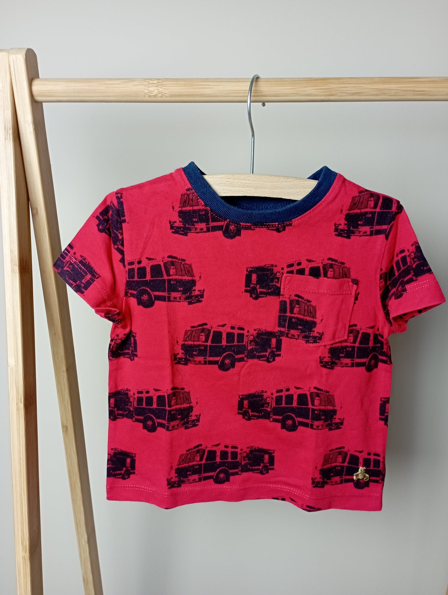 T-shirt met camper 12-18m GAP