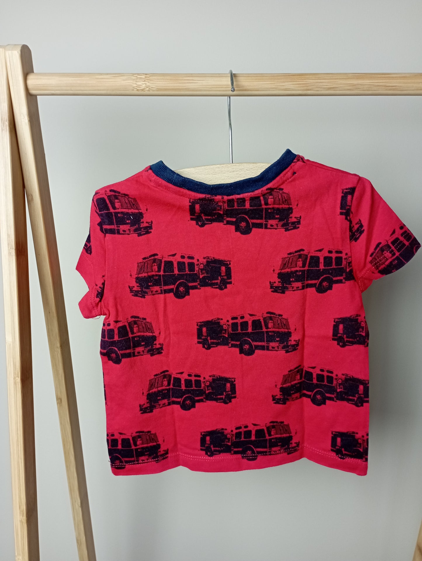 T-shirt met camper 12-18m GAP