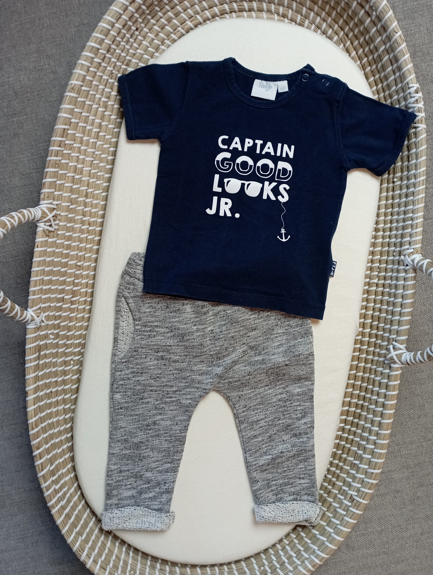 Setje "Captain Good Looks Jr." 68